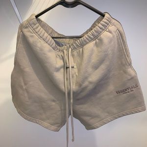 Essentials Shorts
